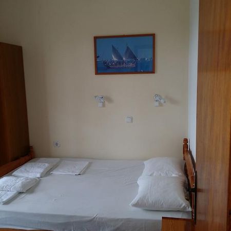 Apartamento Esperides Batsi Exterior foto