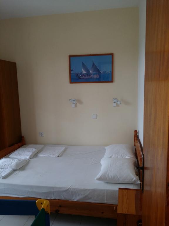 Apartamento Esperides Batsi Exterior foto