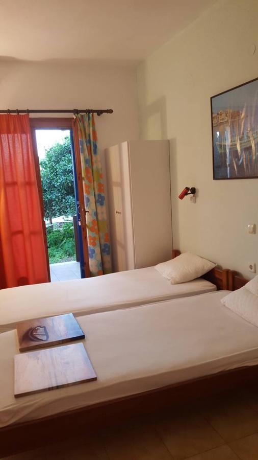 Apartamento Esperides Batsi Exterior foto
